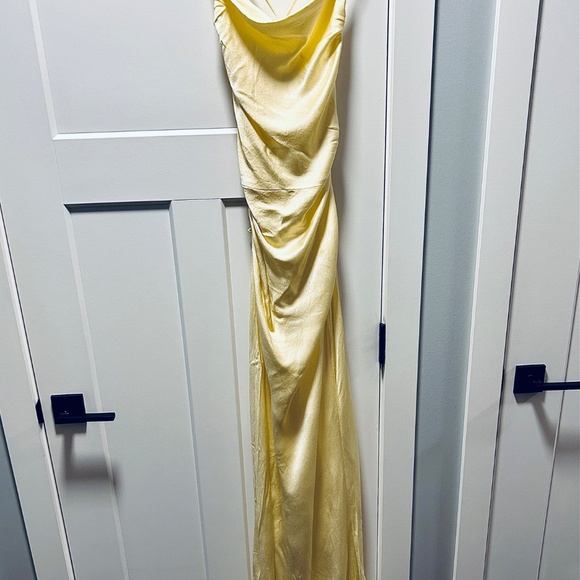 Shona Joy Yellow Wedding Dress - Picture 11 of 16